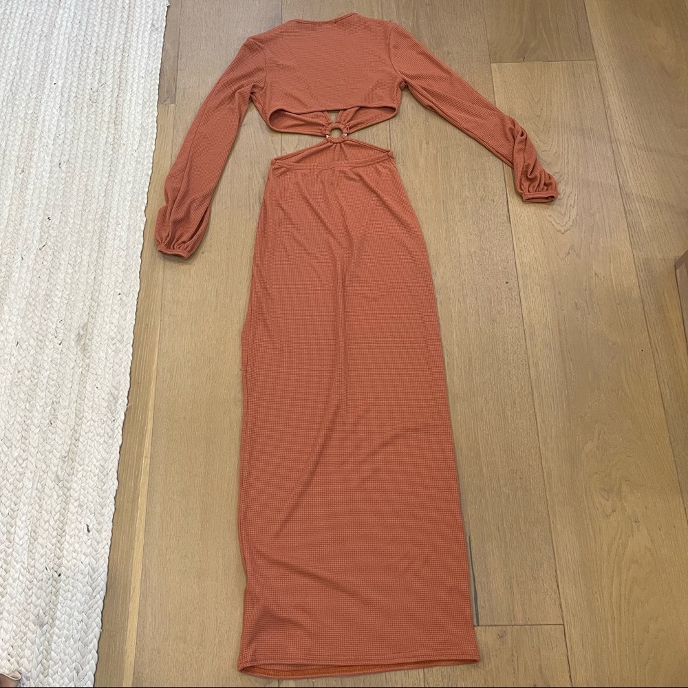 Rust Maxi Dress - Picture 3 of 3